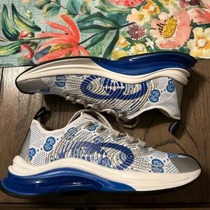 Gucci run knit sneakers. Brand new with box and all. Size 10.5